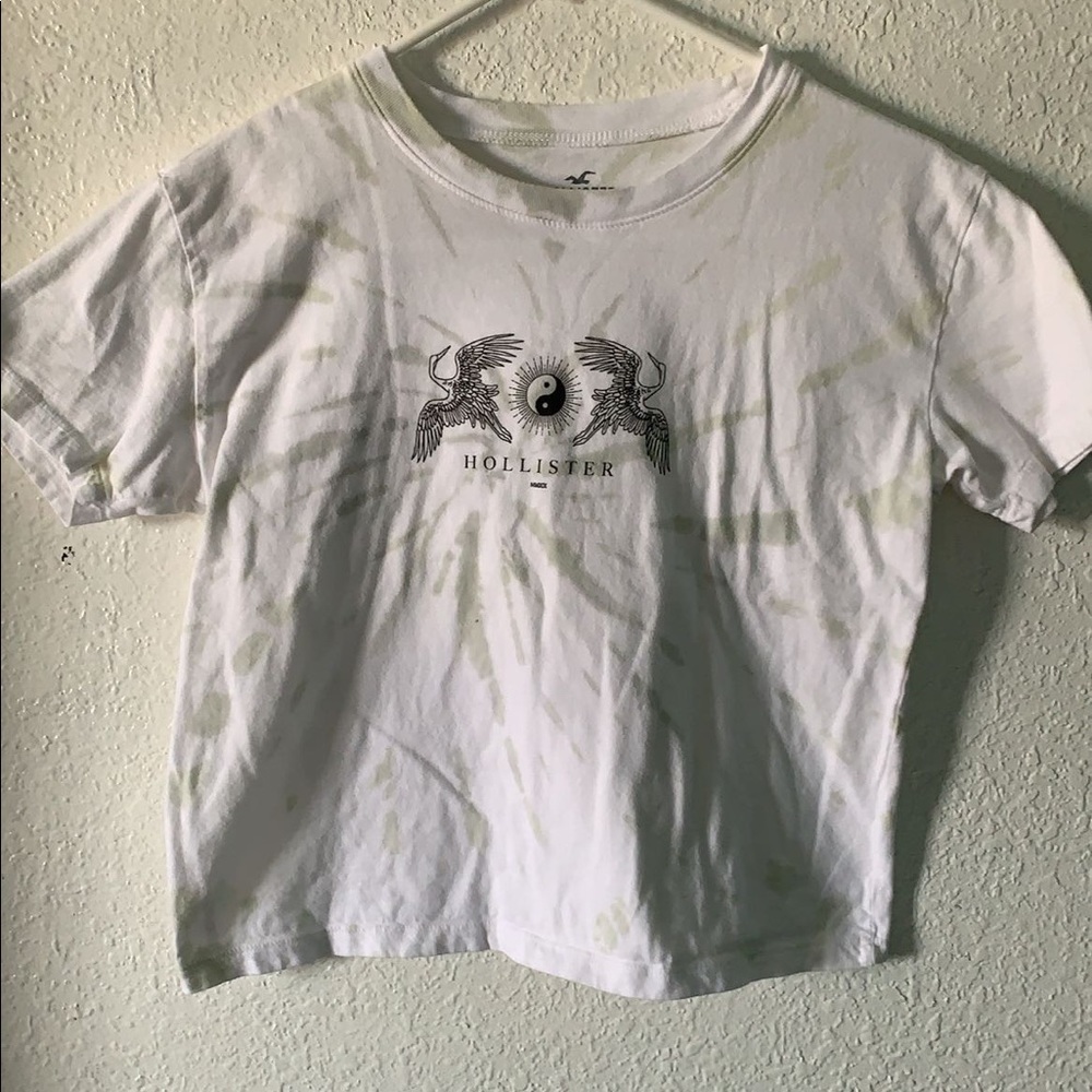 Hollister cropped tee